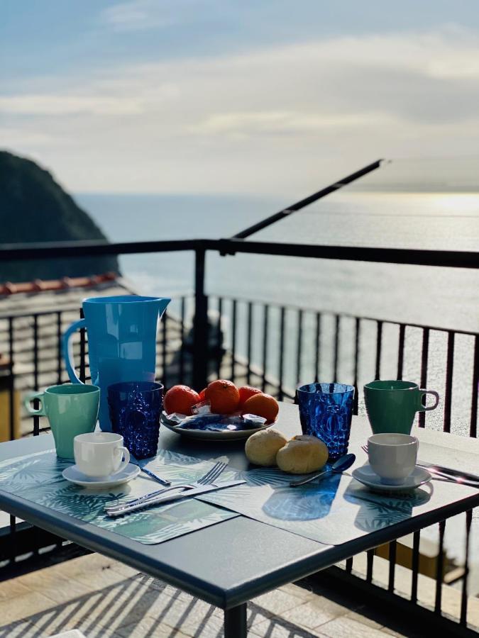Al Castello Apartment Riomaggiore Bagian luar foto