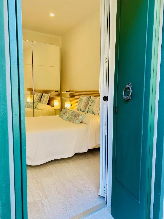 Al Castello Apartment Riomaggiore Bagian luar foto