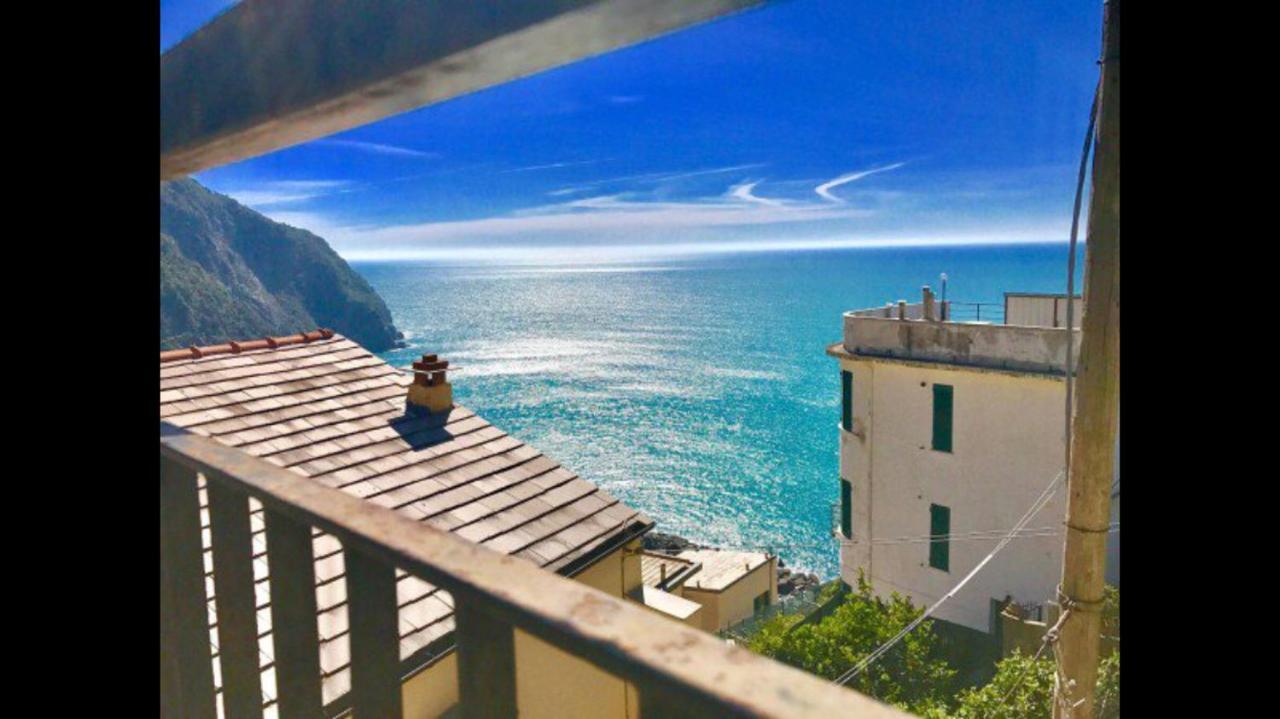 Al Castello Apartment Riomaggiore Bagian luar foto