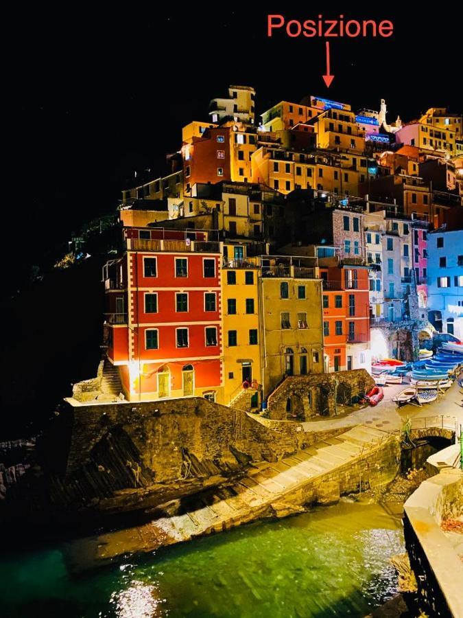 Al Castello Apartment Riomaggiore Bagian luar foto